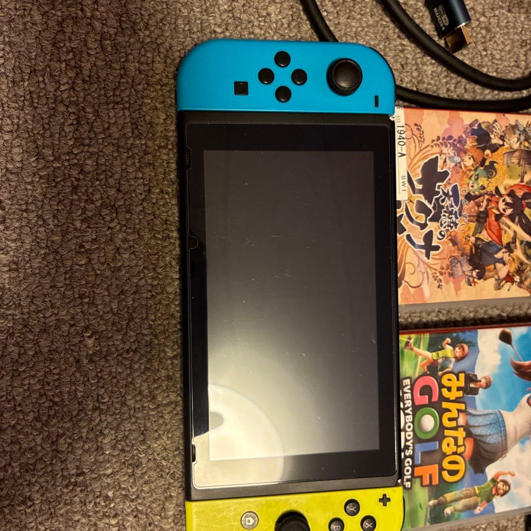 NintendoSwitch 本体 青/黄 + ゲームソフト２本持ち運べるケース