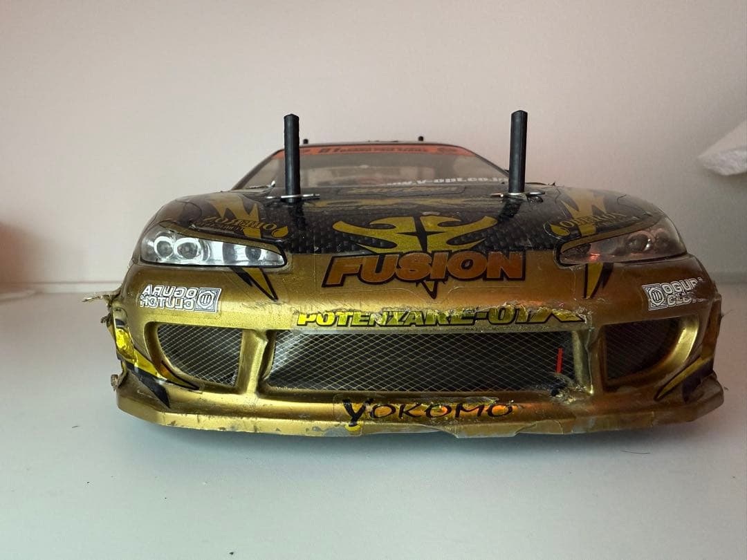 ヨコモ　ドリフトラジコン　D-MAX