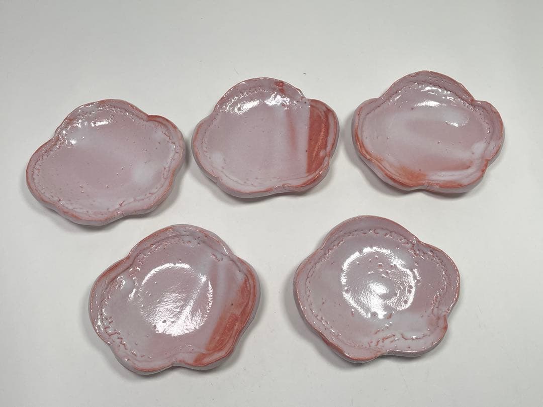 【和食器】　林正太郎　『絵志野梅形銘々皿』5枚　共箱　小皿　菓子皿