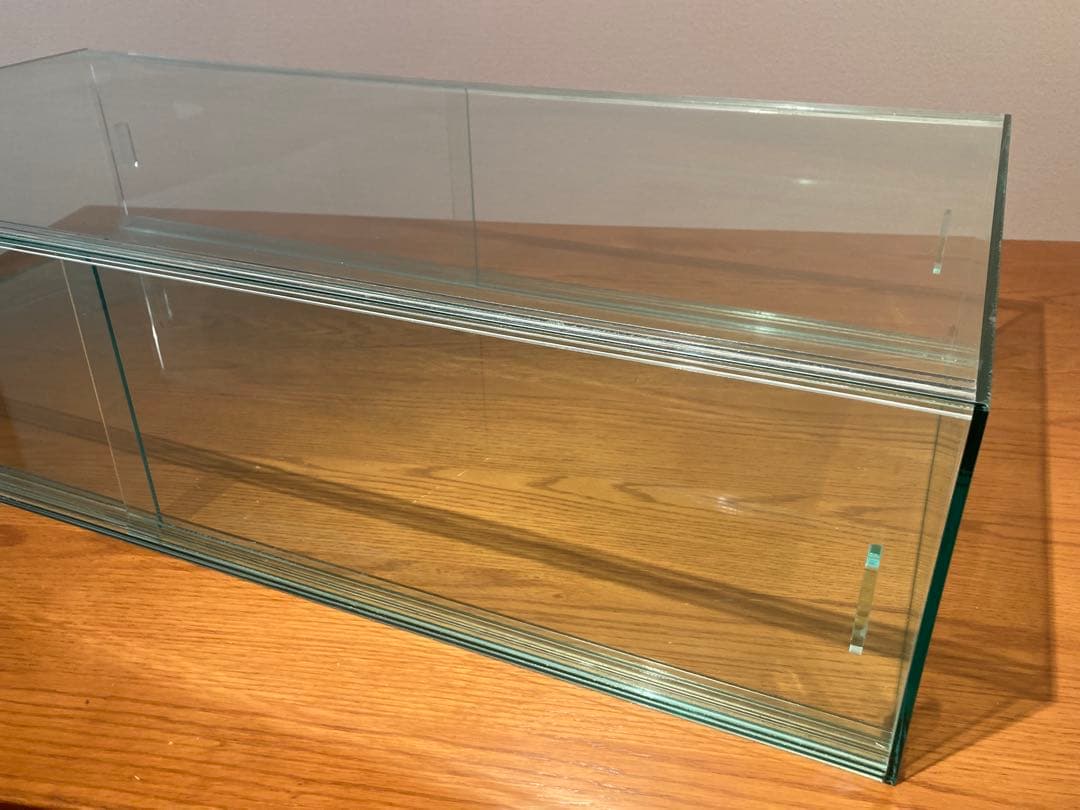 【美品】ガラス加工風 アクリルショーケース