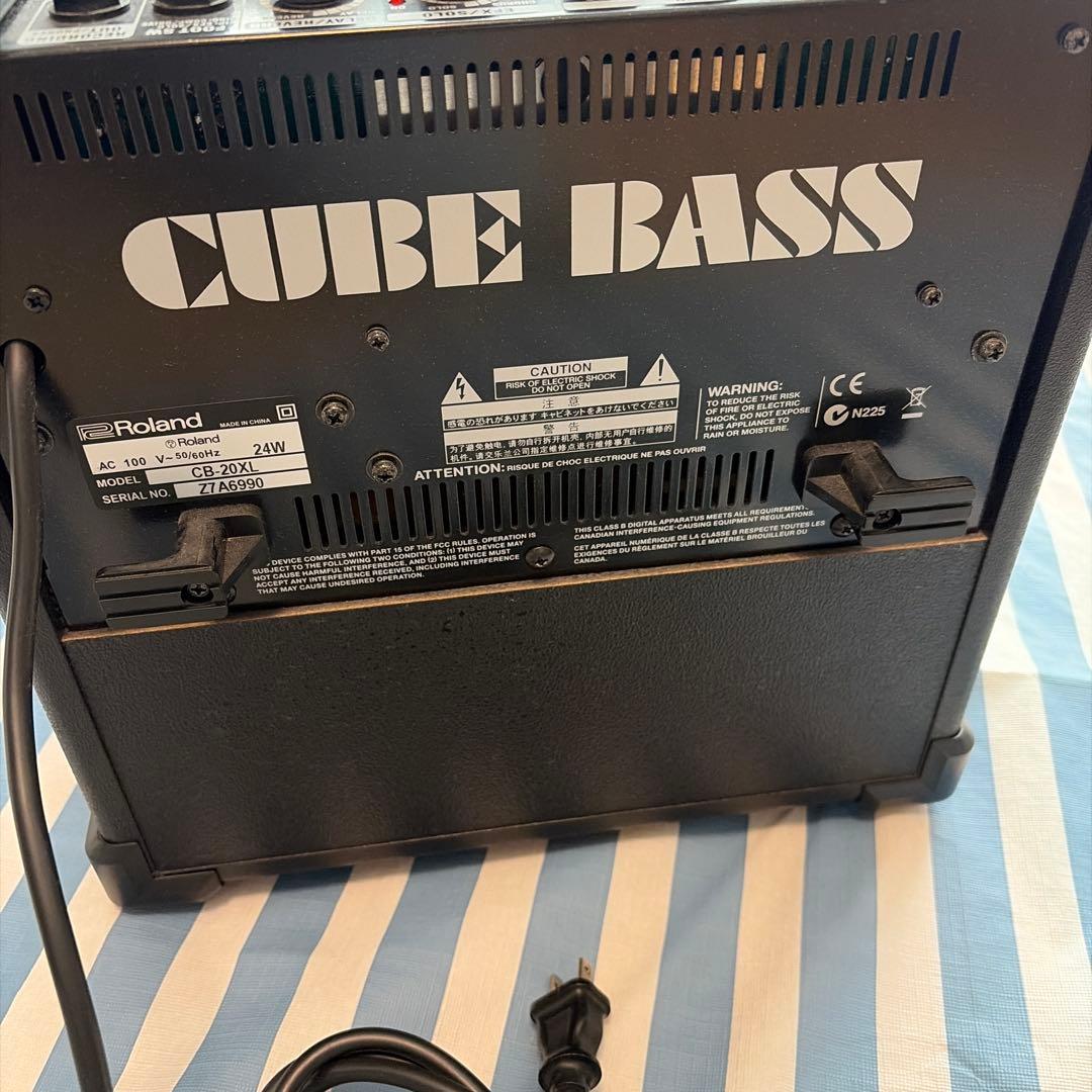 Roland BASS アンプ　CB-20XL