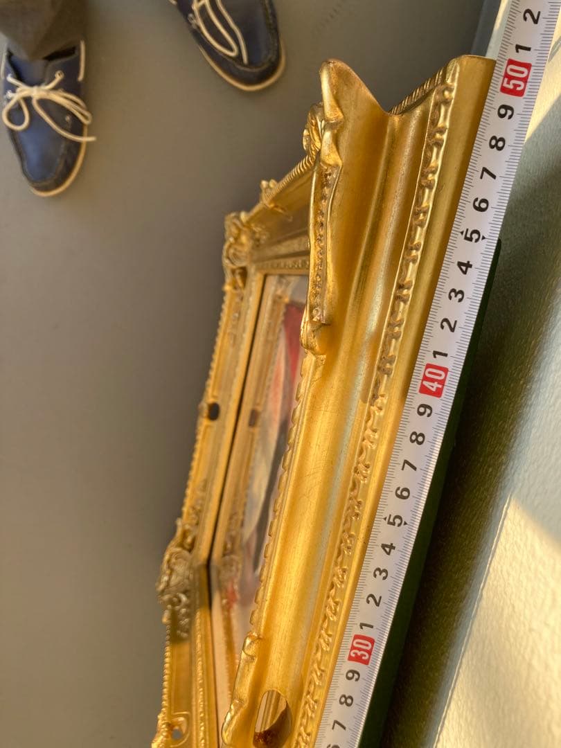 扇子を持つ女　ピエールオーギュストルノワール