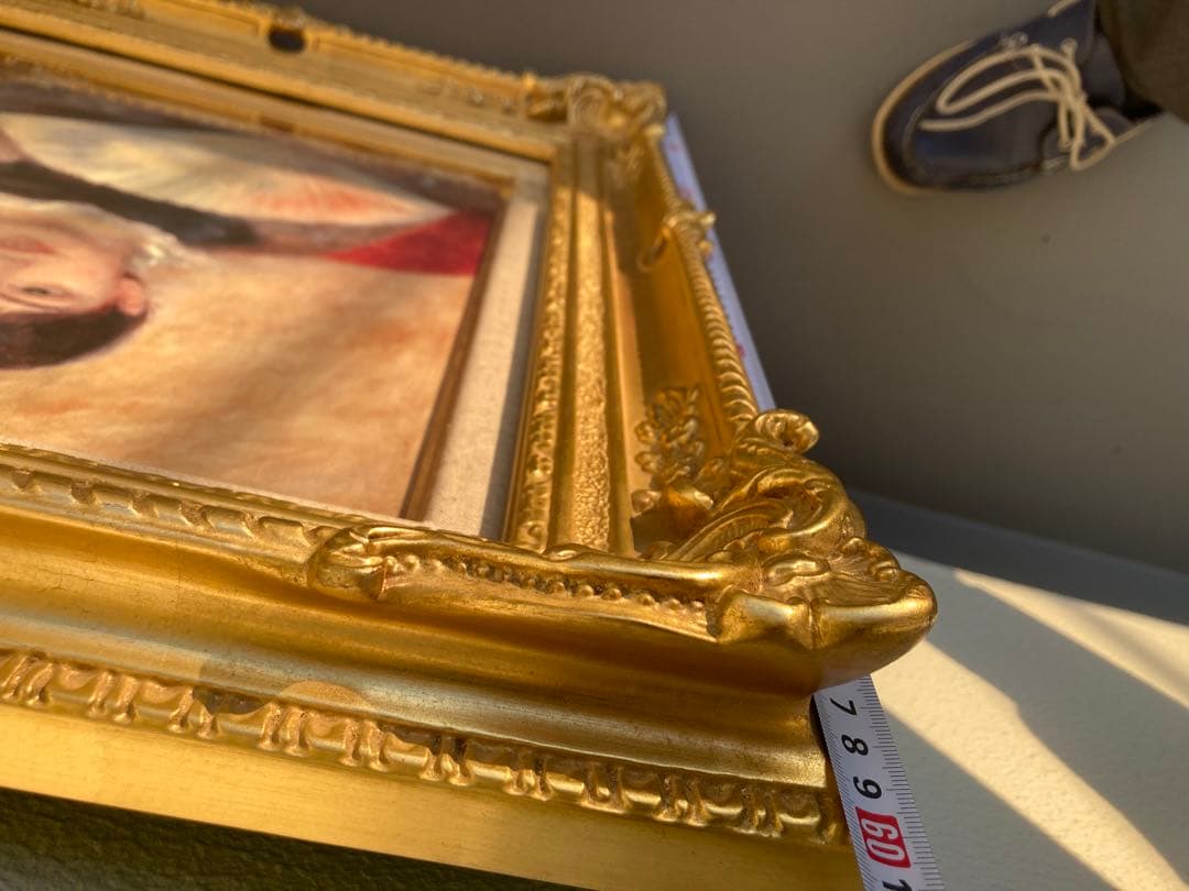 扇子を持つ女　ピエールオーギュストルノワール