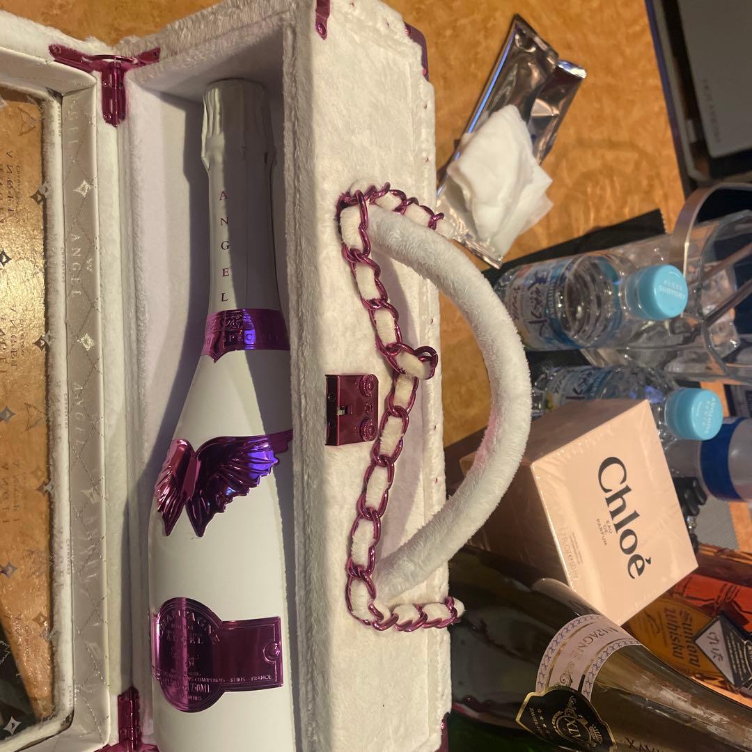 エンジェル　シャンパン