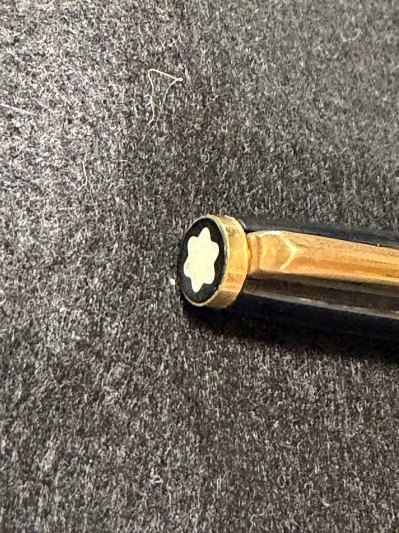 Montblanc 万年筆 黒色