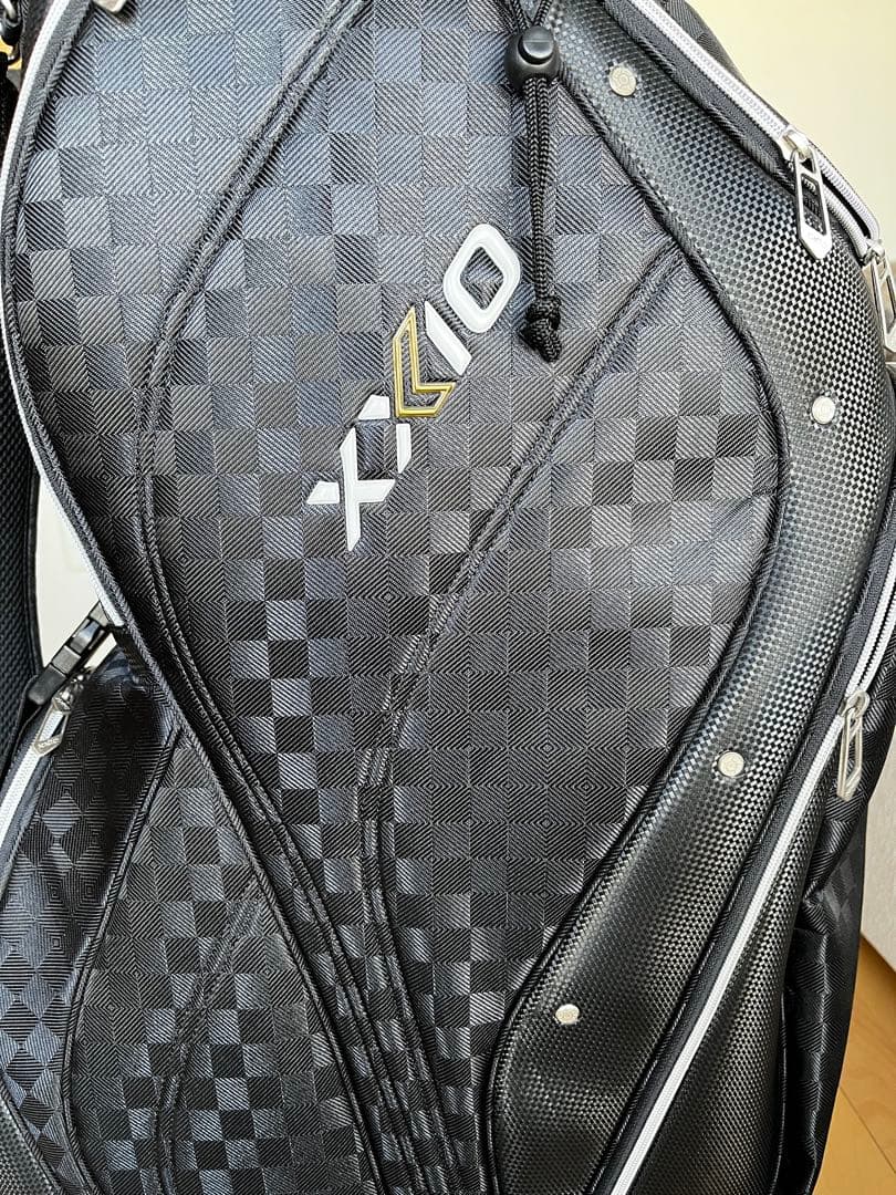 専用　極美品XXIOゼクシオ 軽量キャディバッグ　ブラックチェック　ペットボトル
