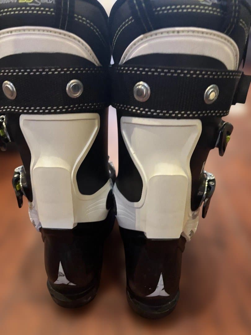 【1／3限り1万円に値下げ】アトミックHAWX ULTRA 100 スキーブーツ