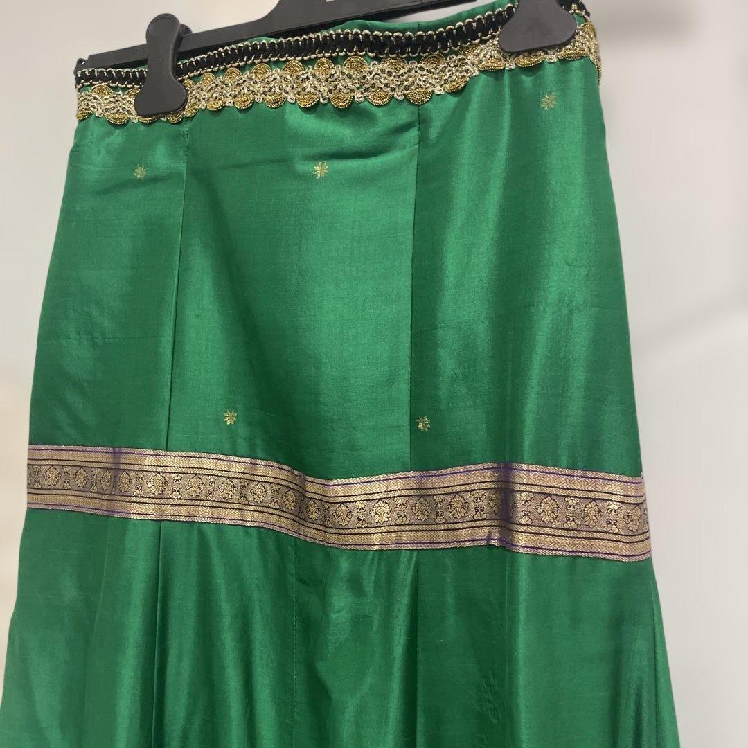 フラメンコドレス 紫緑 M〜Lサイズ　カラスコ着用モデル