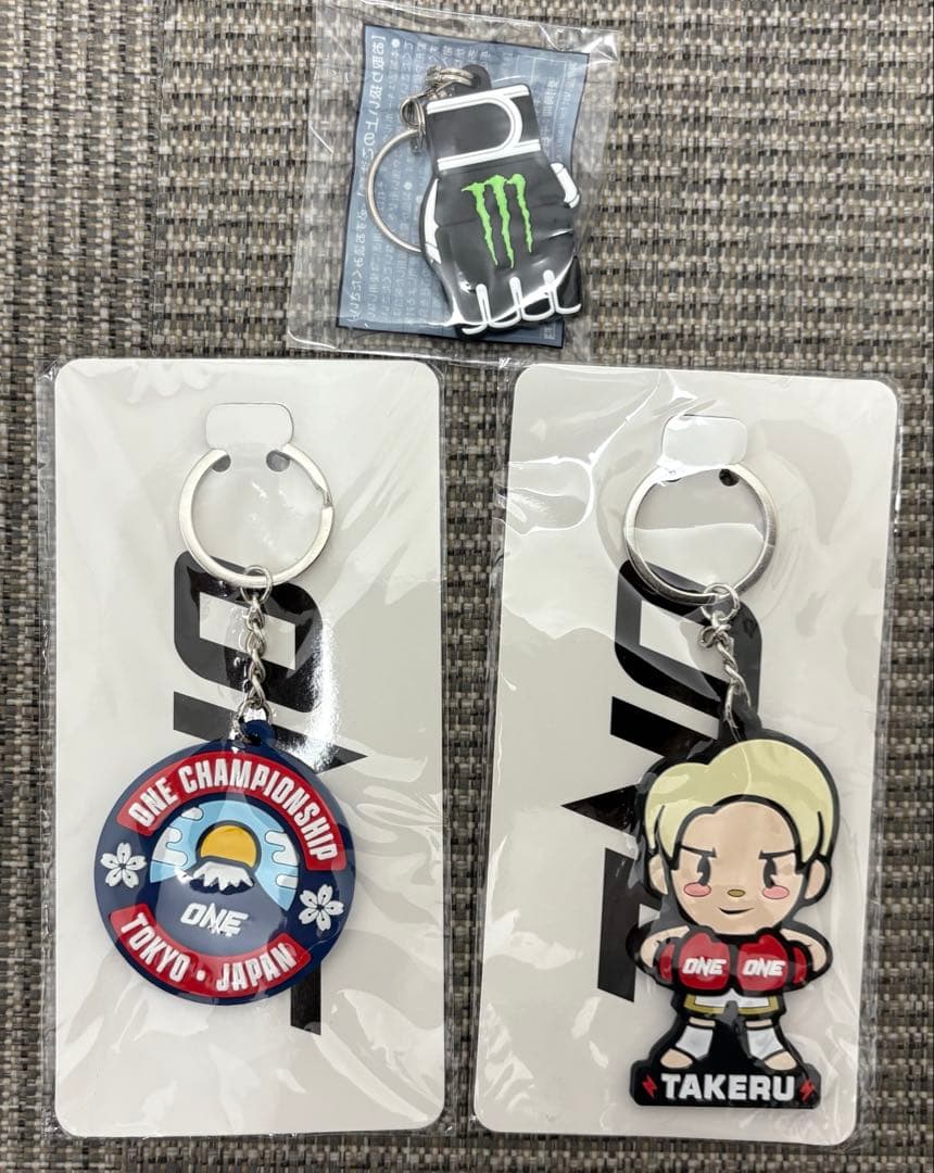 ONE Championship 限定グッズ　武尊.ロッタン