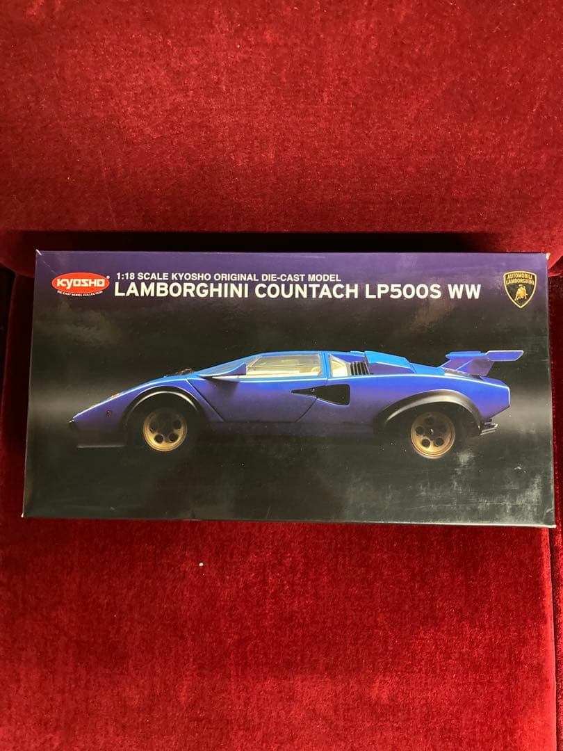 1/18カウンタック京商