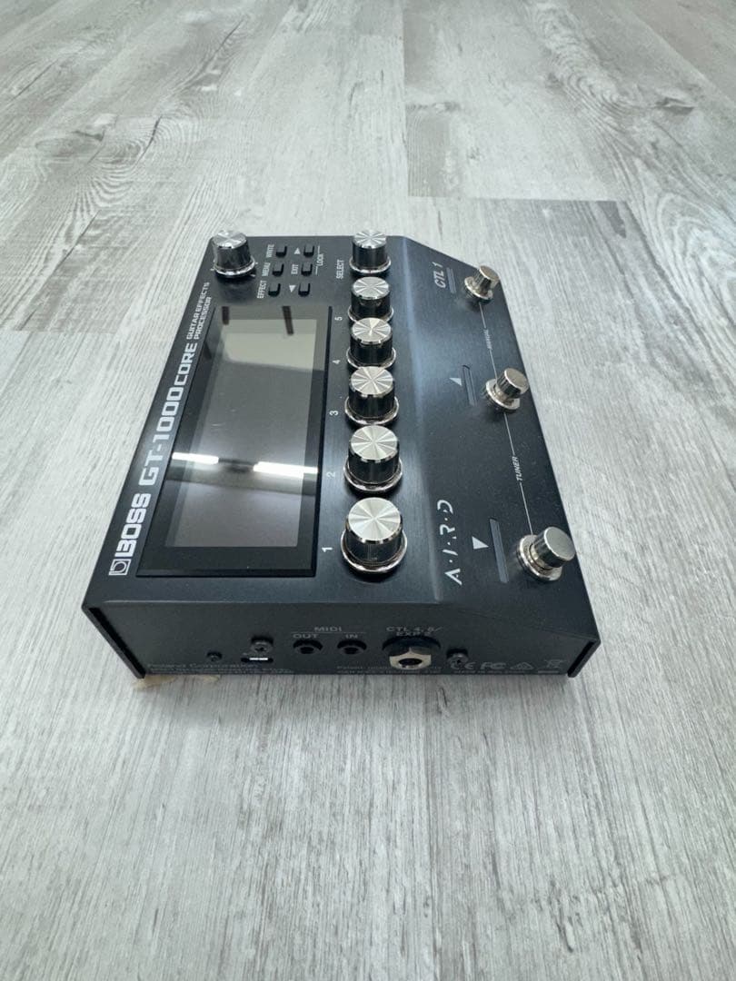 【美品】BOSS GT-1000CORE ギターエフェクター 本体