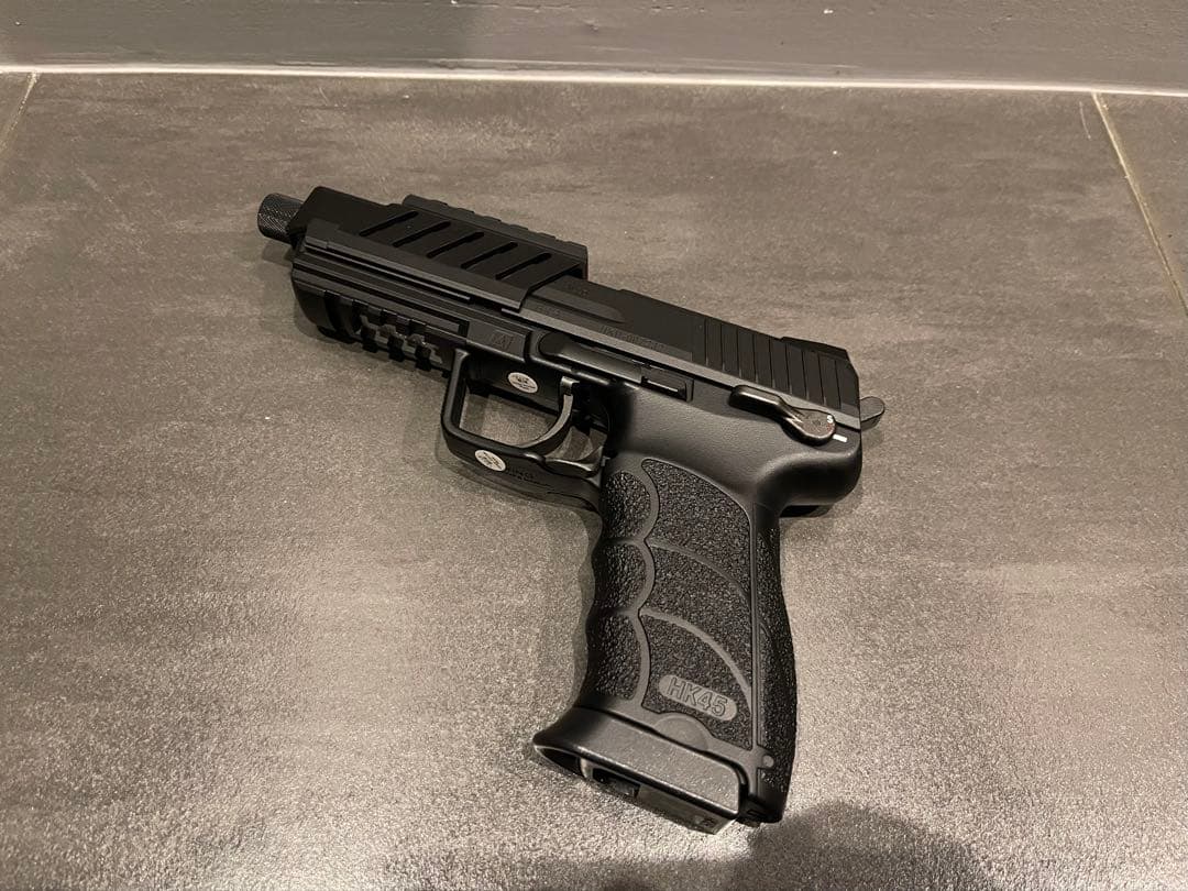 東京マルイ　電動ハンドガン　ハイキャパE ガバメントモデル　バッテリー　セット