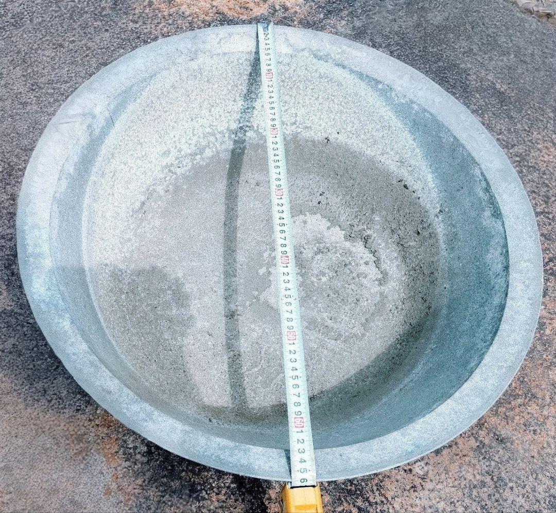 特大66cm アルミ浅釜 軽量／金魚メダカ飼育・ビオトープ・イベント冷却用に