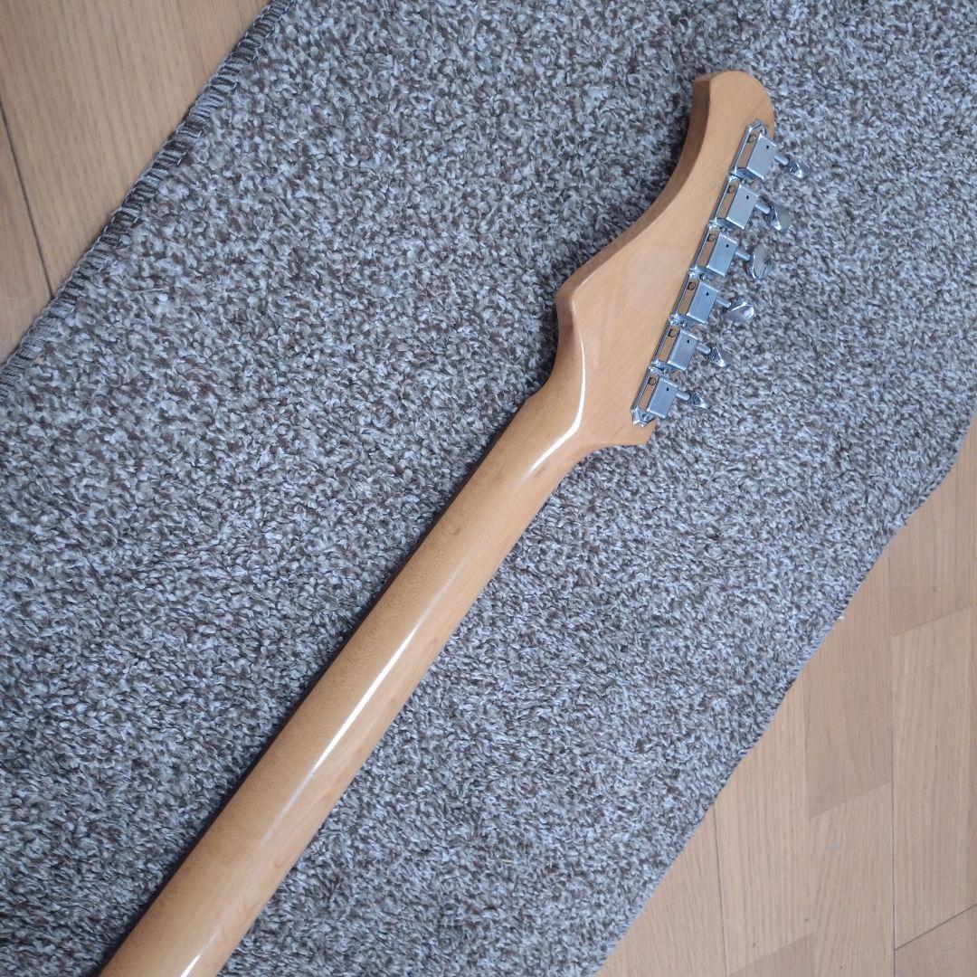 Bacchus BST-350 ストラトタイプ エレキギター