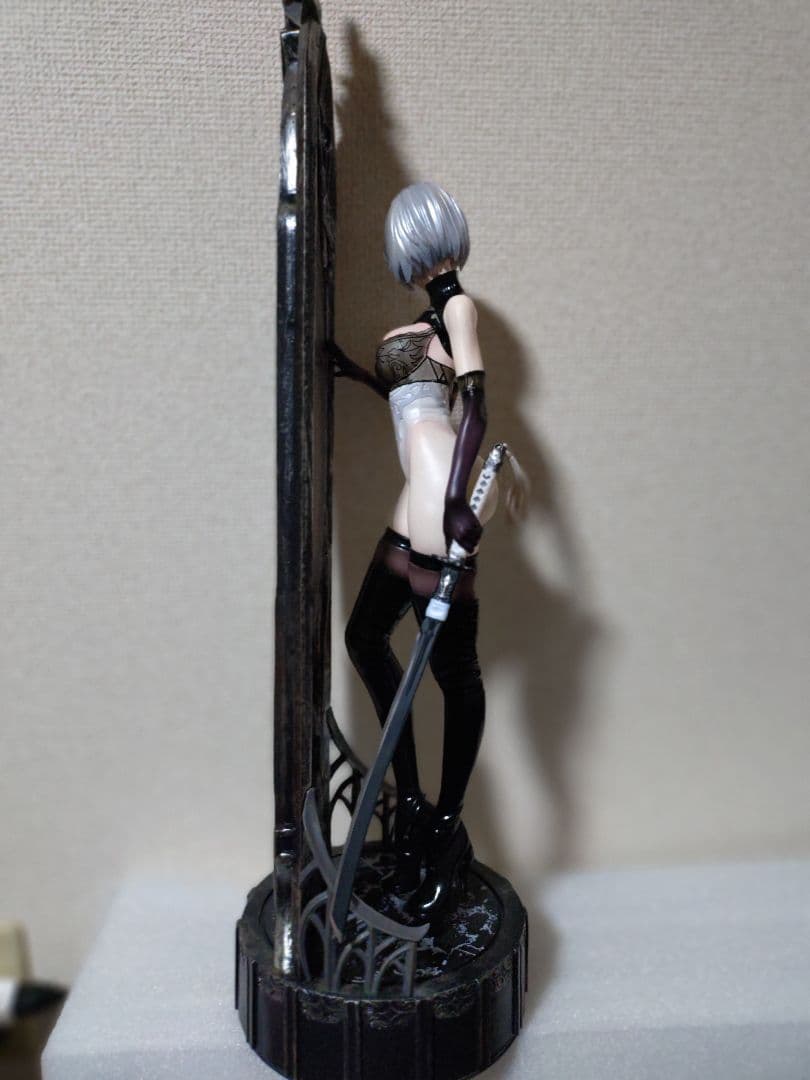 【週末セール】ニーアオートマタ　2B フィギュア 63cm