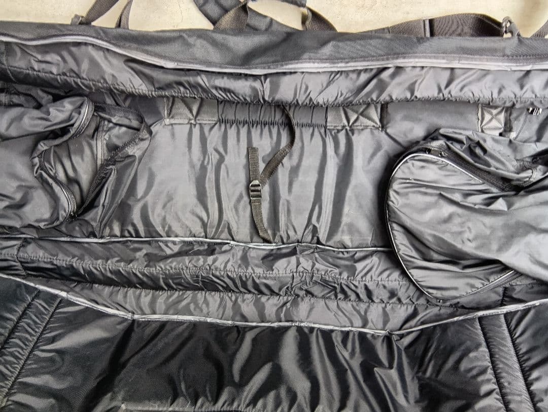 巨大スノーボード・ケース　ケンタック　ブラック　美品