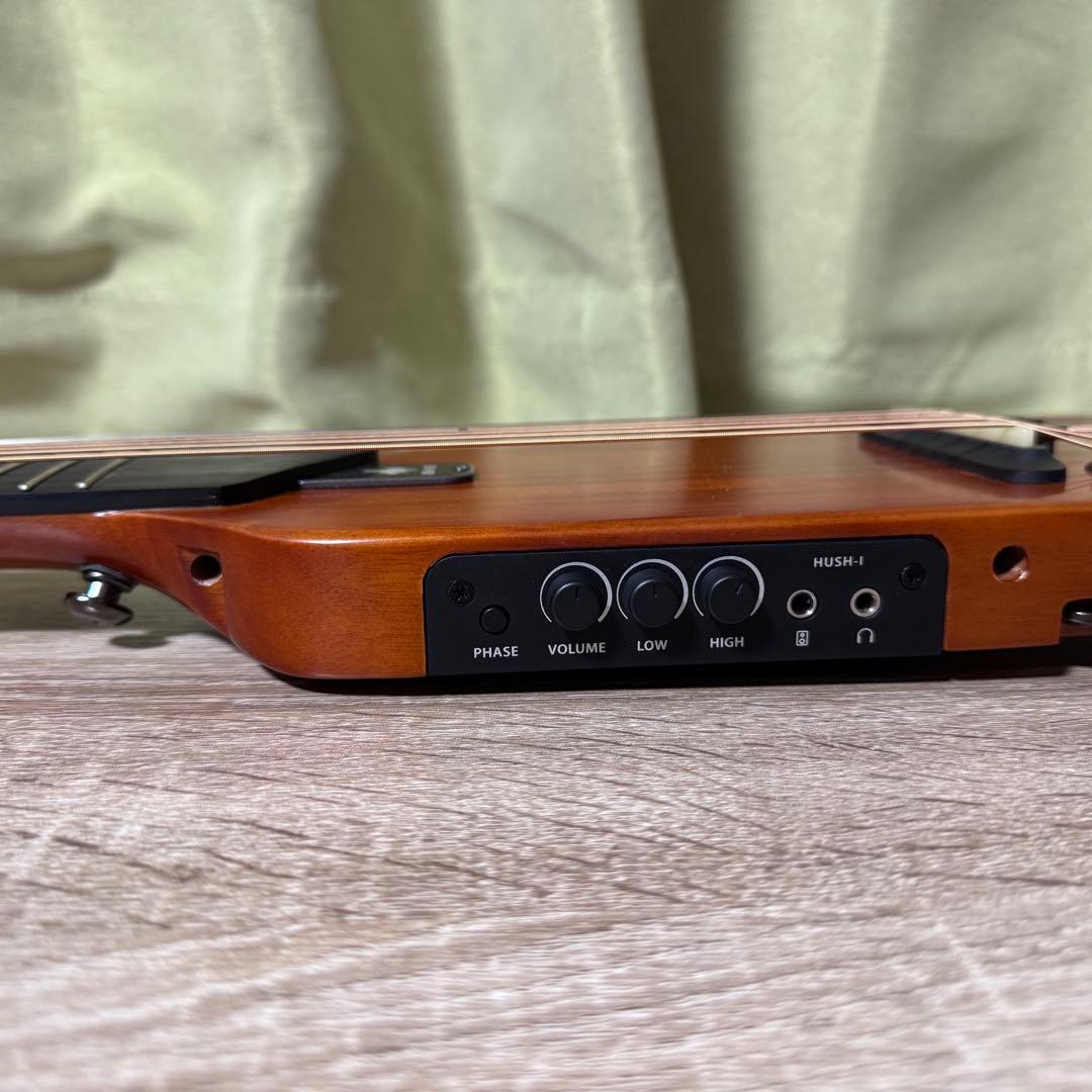 ほとんど使っていません。状態良好 Donner Hush-I サイレントギター