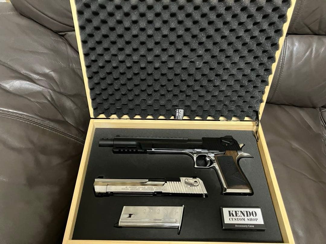 「東京マルイ」ガスブローバック ライトニングホーク BIOHAZARD RE:2