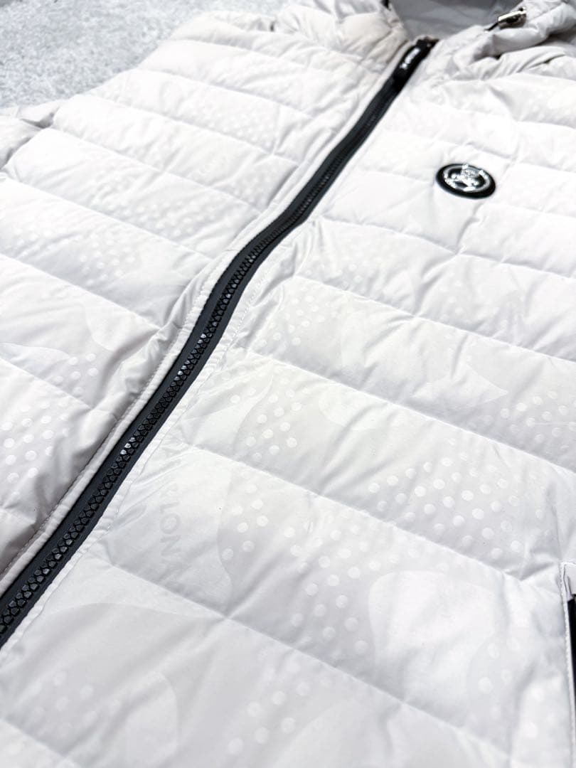 MARK&LONA ダウンベスト