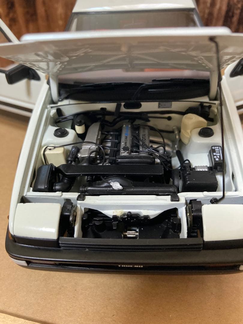 1/18 SPRINTER TRUENO （AE86） AUTOart