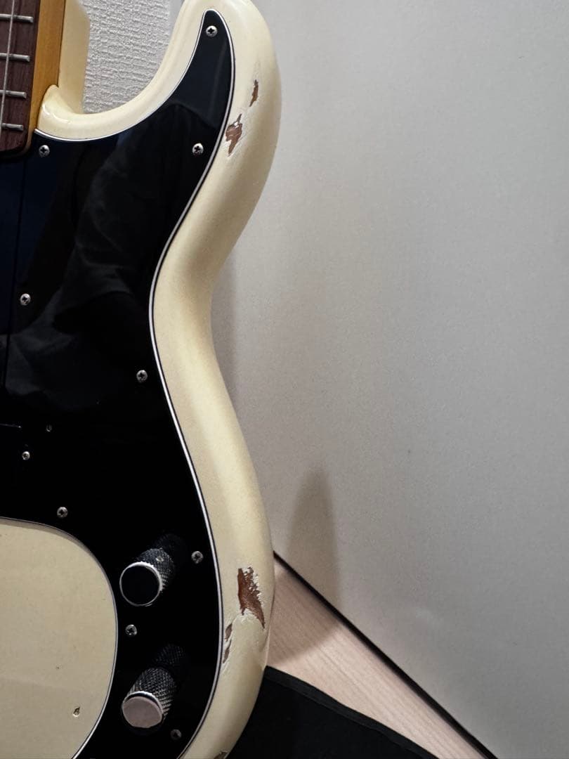 FENDER JAPAN PB70 US 白 White