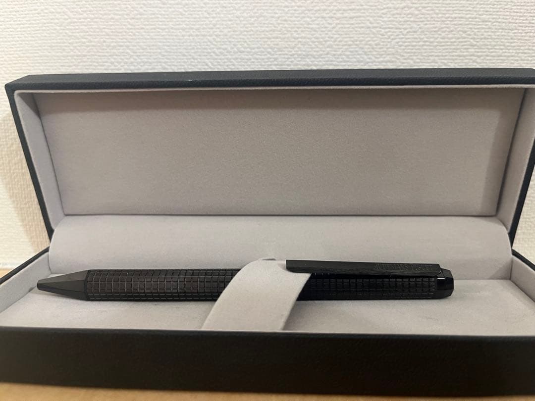 Audemars Piguet ブラックボールペン
