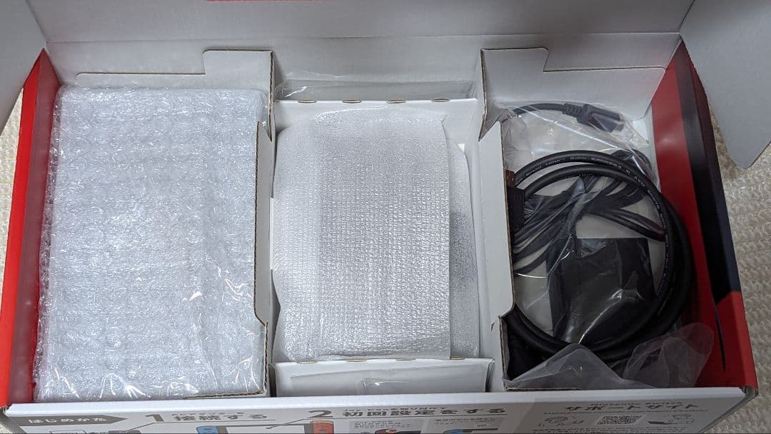 Nintendo Switch (L) ネオンブルー/ (R) ネオンレッド