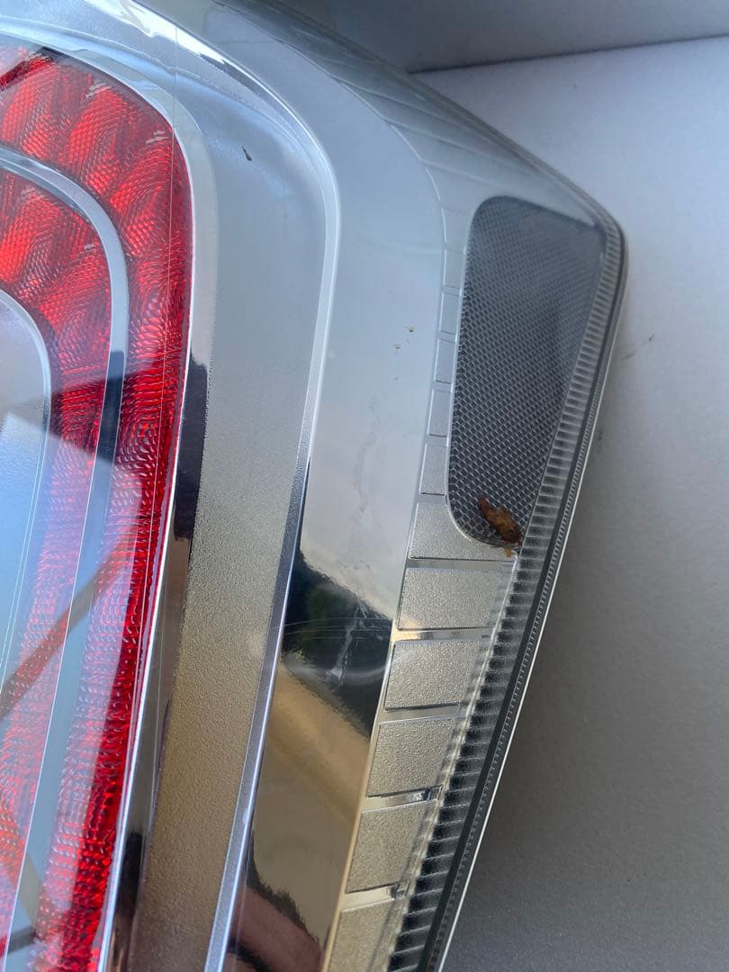 プリウス30 テールランプ 外側左右セット 純正