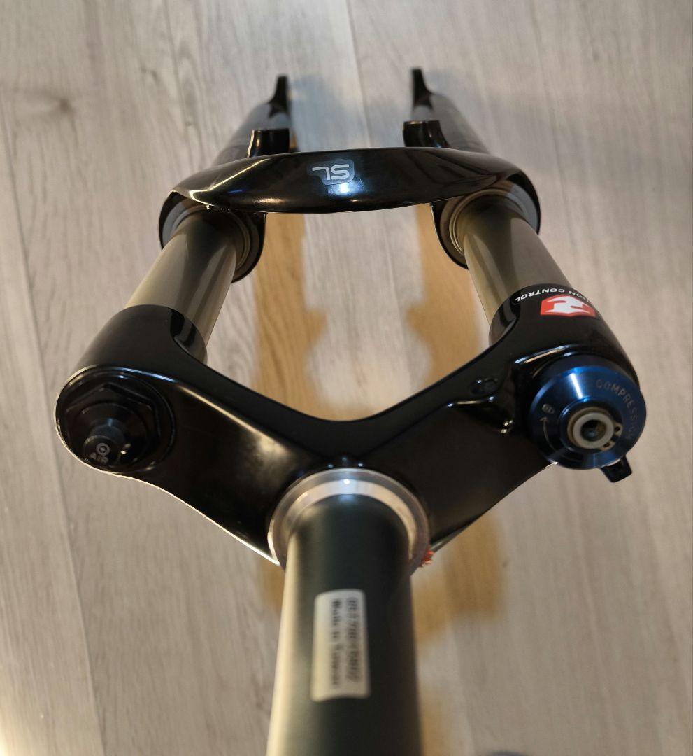 【名機・軽量】RockShox Reba SL Dual Air 26インチ