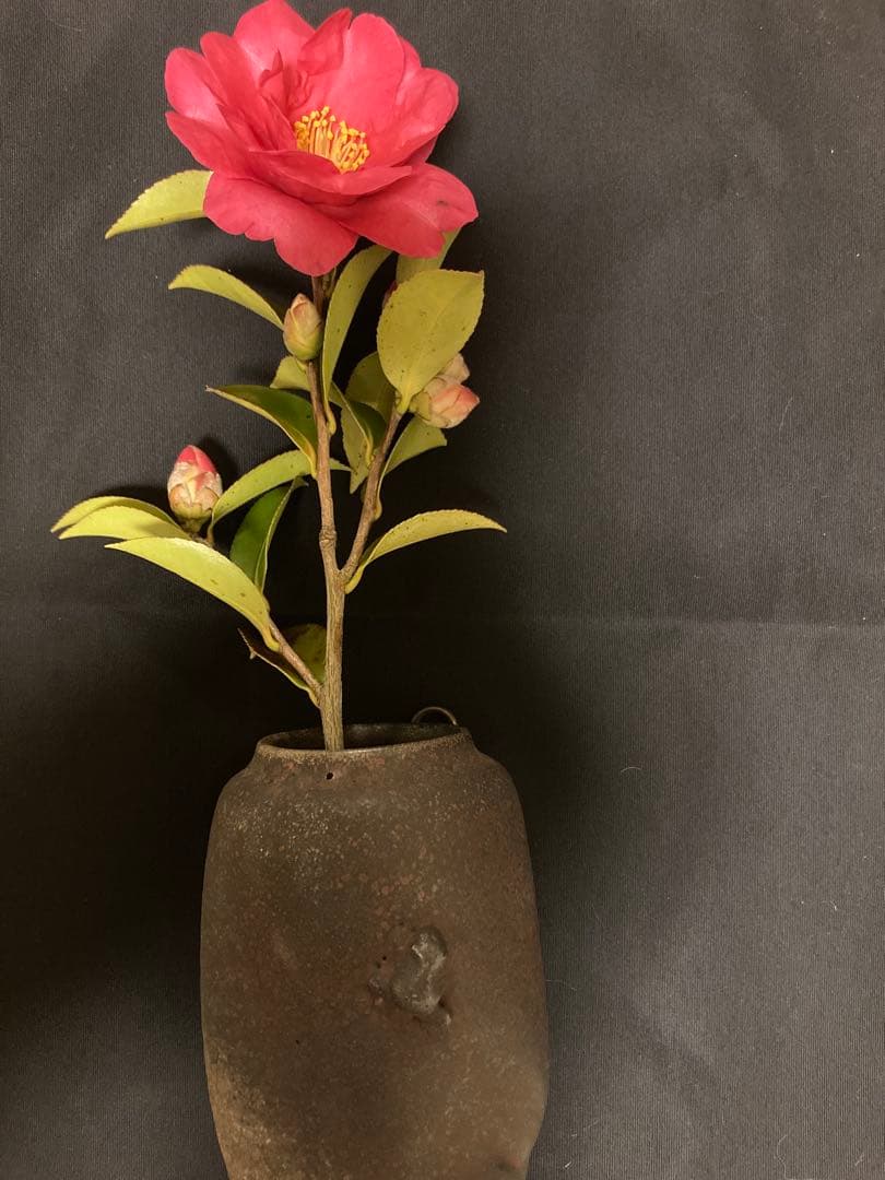 鉄釉掛花入　甚八窯