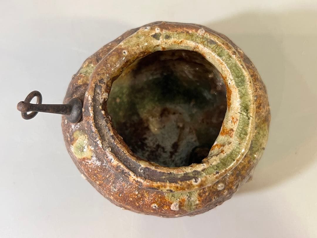 DT693 茶道具 古信楽 「姥ヶ餅」 掛花生 壷 在印