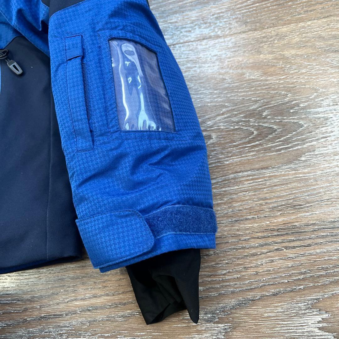 パンツはサイドフルオープン！スキーウェア　男の子　150 フェニックス