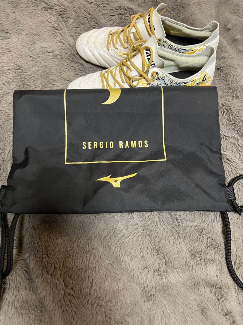 モレリアネオ3 SR4 JAPAN 即発送可能　26.5cm