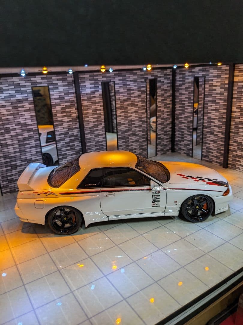 イグニッションモデル1/18ニッサンスカイラインGT-RニスモR32 限定54台