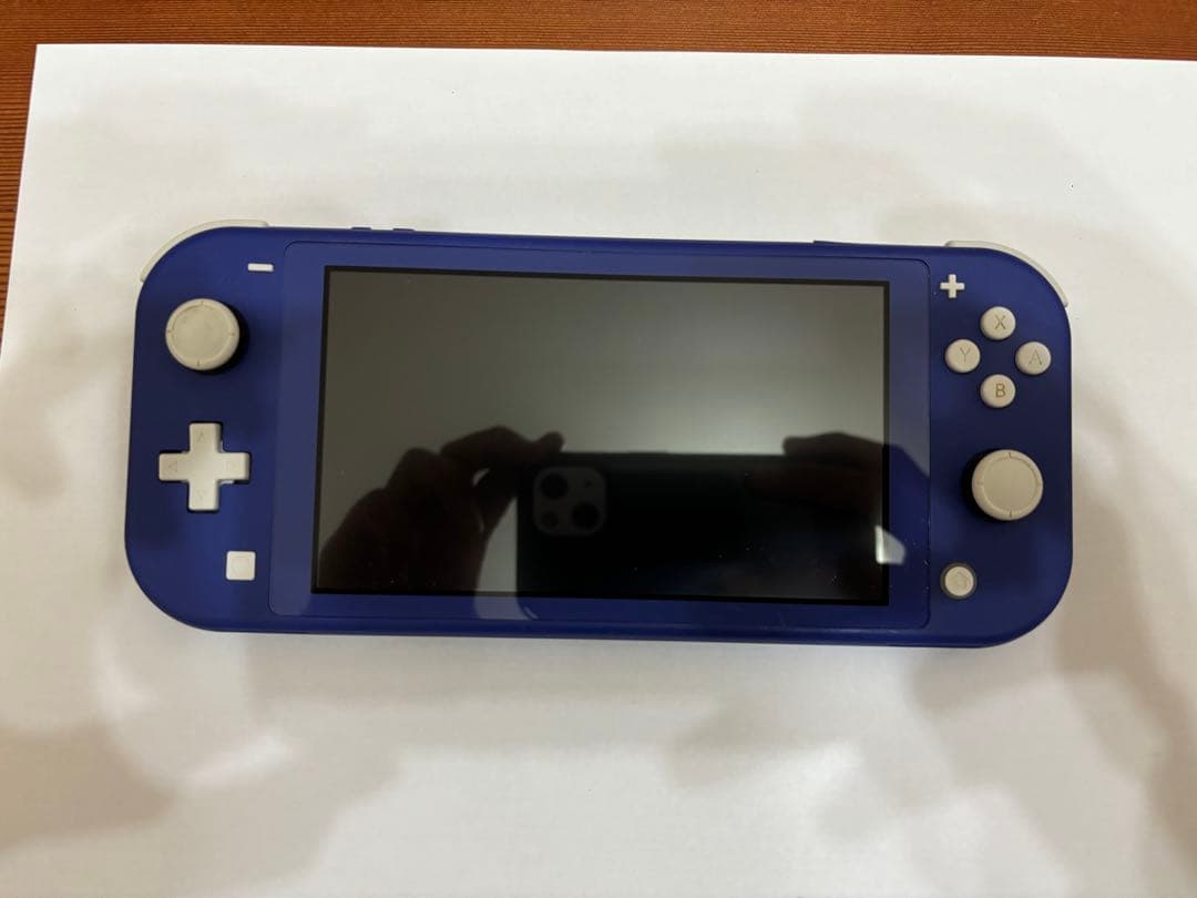 Nintendo Switch Light ジャンク品 充電器 箱付き ブルー