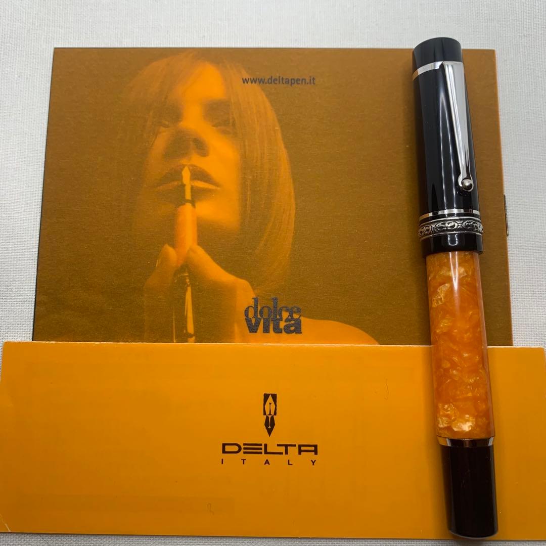【箱保証書付】美品　デルタ　ドルチェビータ　万年筆18K M ミディアム　初期型