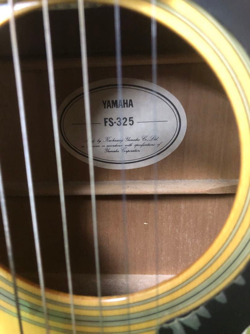 YAMAHA ヤマハ FS-325 アコースティックギター アコギ　ケース付き