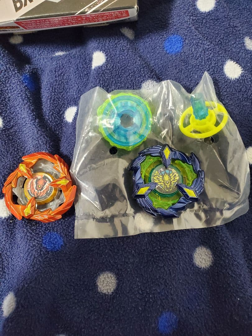 d*7様 ベイブレードX　フェニックスウイング　フェザー