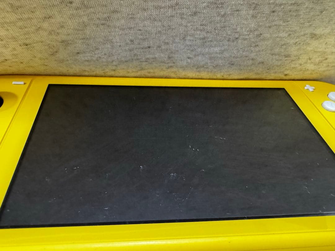 任天堂Switch Lite イエロー本体