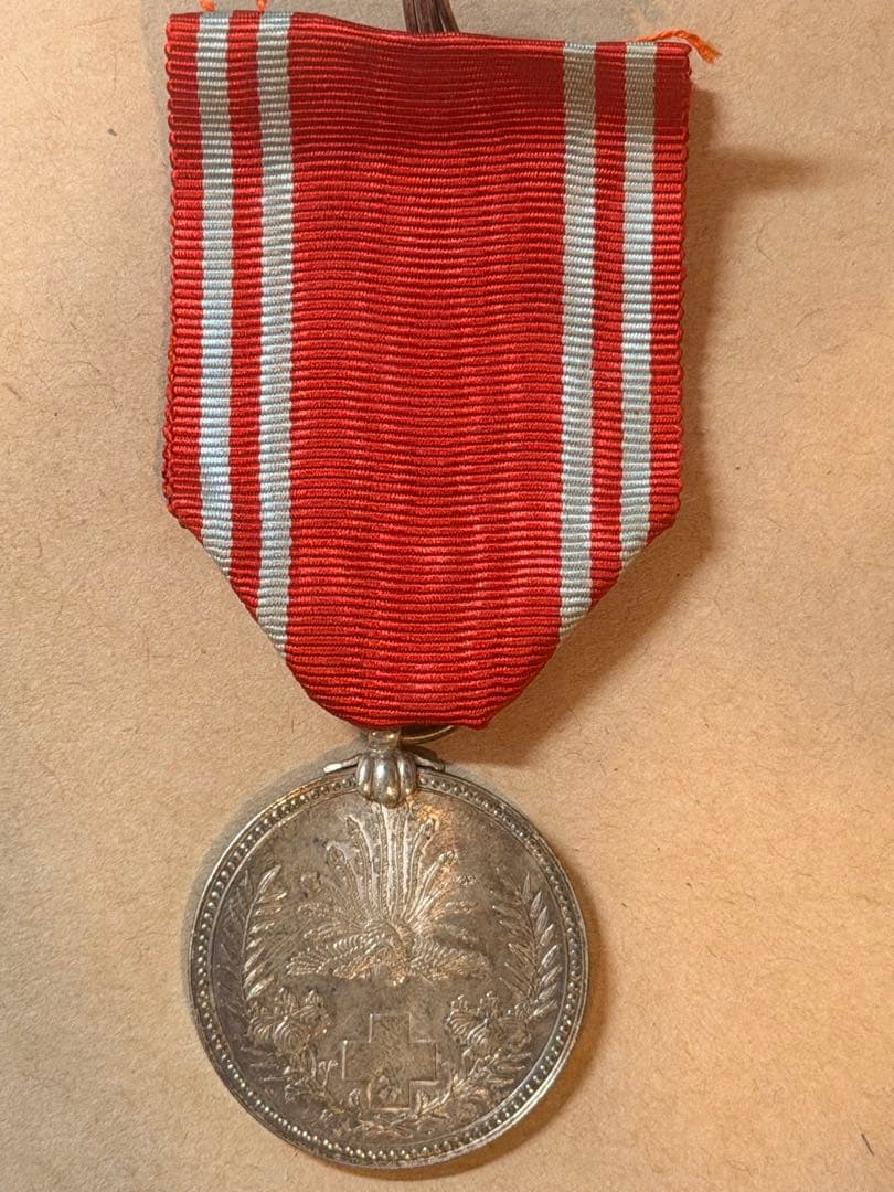 赤十字メダルと付属品一式