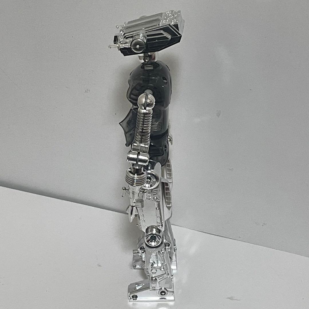 変身サイボーグ ロボットA