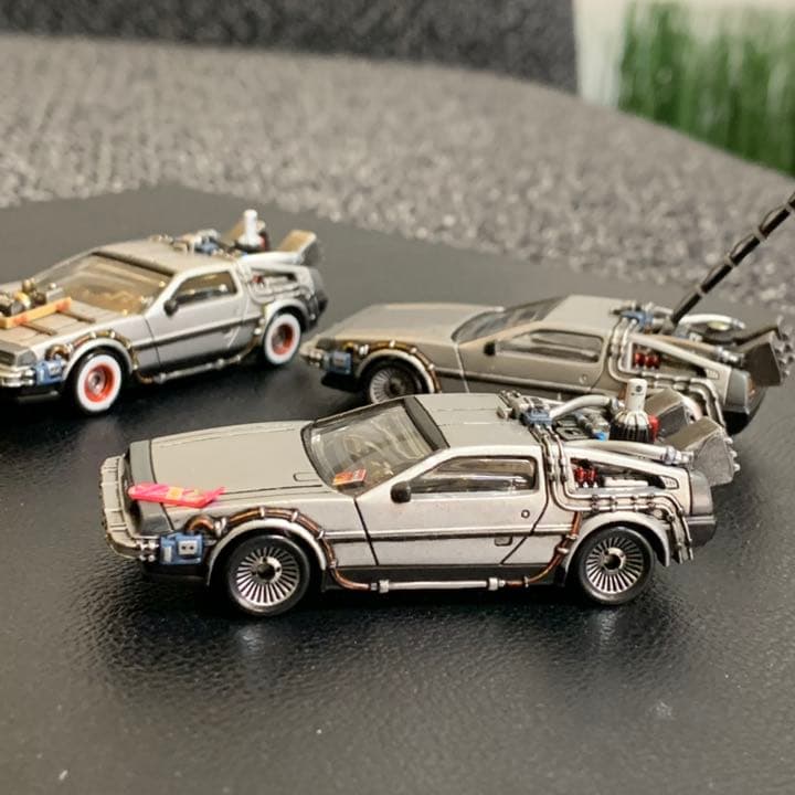 キャラウィール　1/64デロリアンⅠ〜Ⅲ　カスタム品　バックトゥーザフューチャー