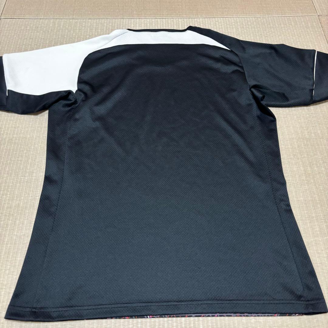 【極美品】日本代表モデルLサイズ　ウェア　ヨネックス　ユニフォームバドミントン