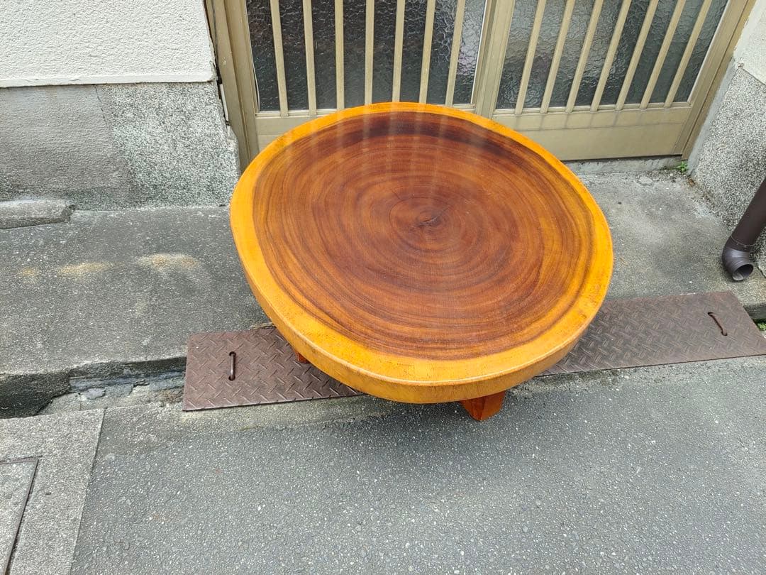 無垢材の自然形状座卓　花台　盆栽台　一枚板　輪切り　脚付き　時代テーブル　日本製