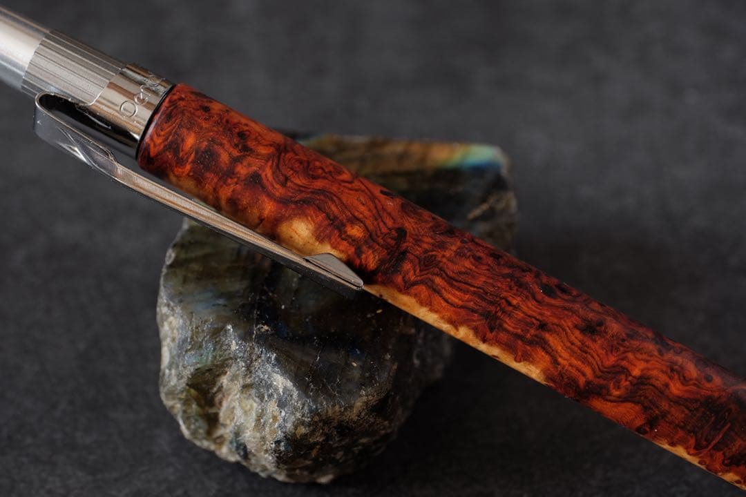 PG5木軸カスタム0213　高村杢工房 製図用シャープペンシル　極上花梨瘤紅白