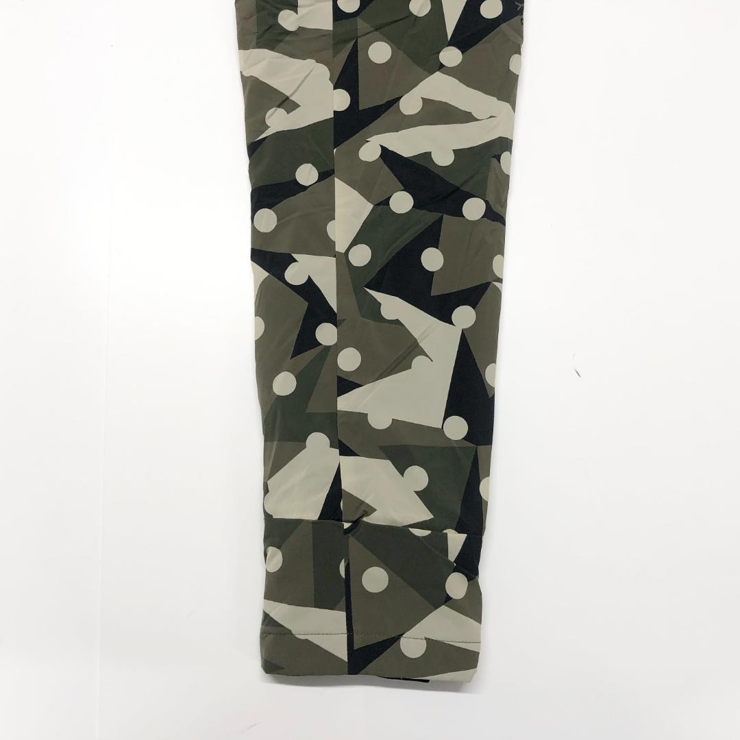 ○★新品未使用　パーリーゲイツ　カモドット柄　フーディコート　1　オリーブ系