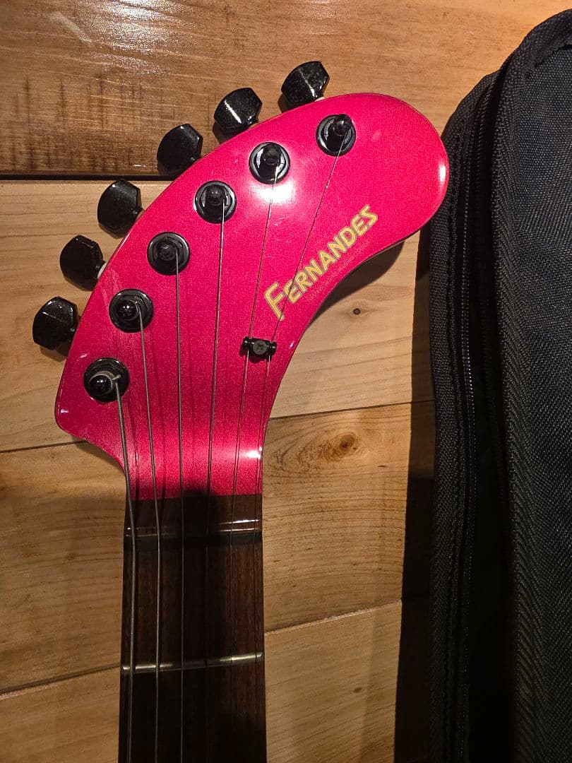 ZO-3 MR アンプ内蔵ミニギター 専用ケース付