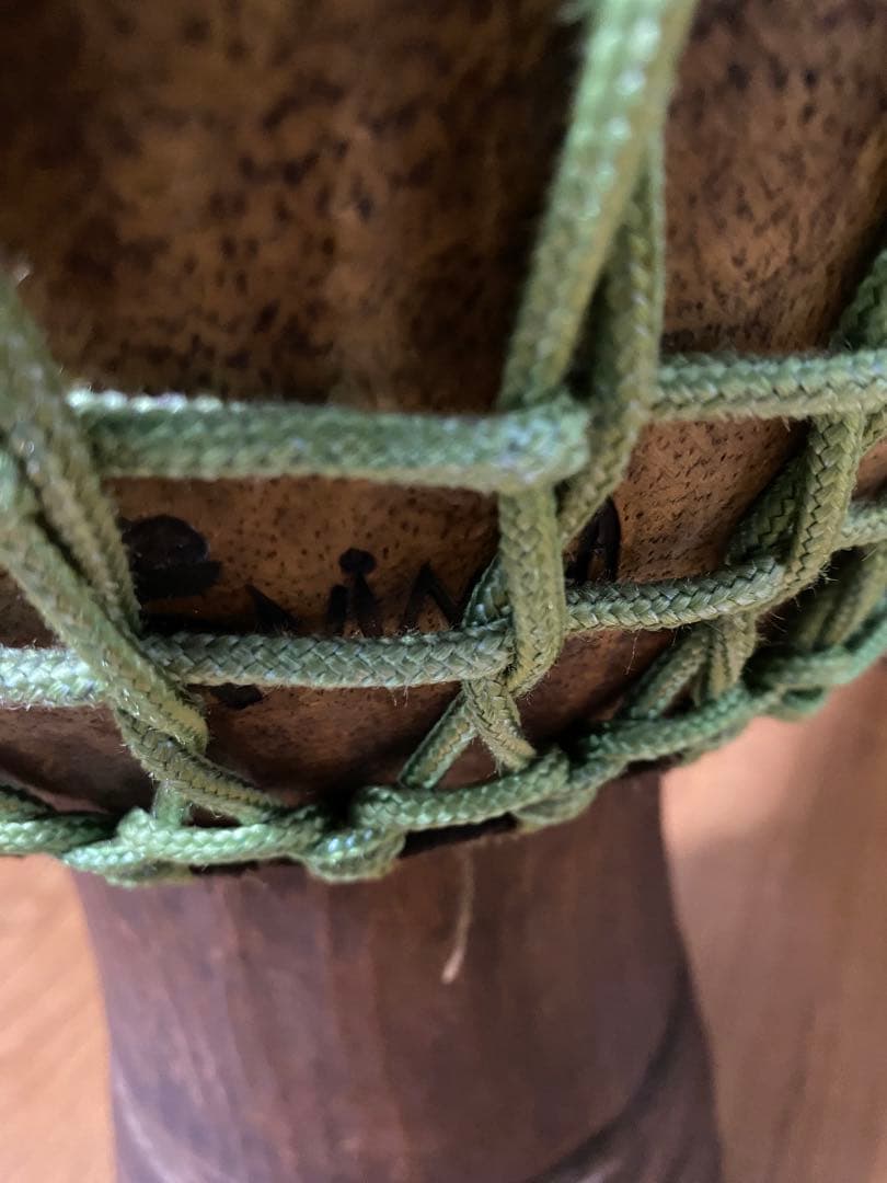 ジャンベ　ニンバ　コートジボワール産