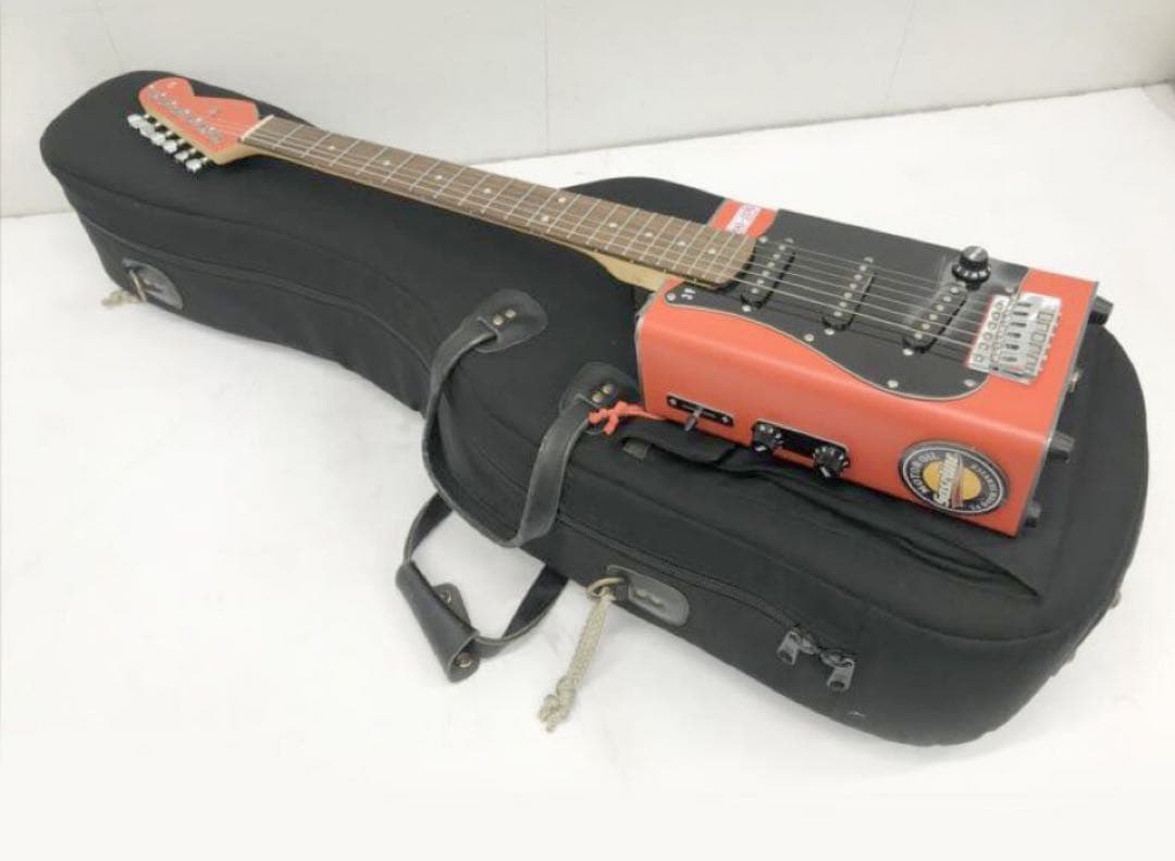 自作？OIL CAN GUITERエレキギターオイル缶 ハードケース付です