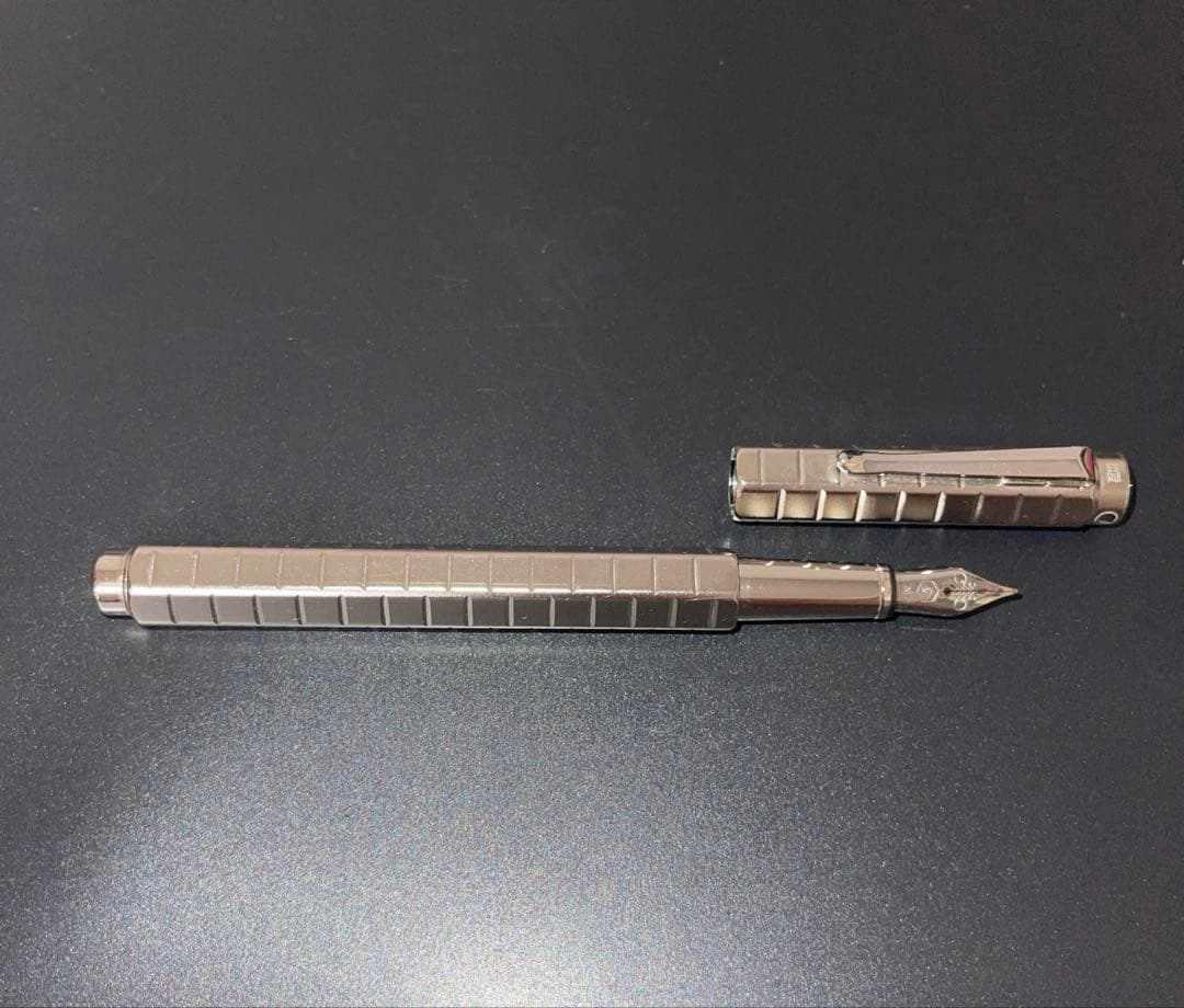 CARAN d'ACHEカランダッシュ エクリドール アベニュー 万年筆M